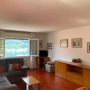 Mariù , Nesso Italie